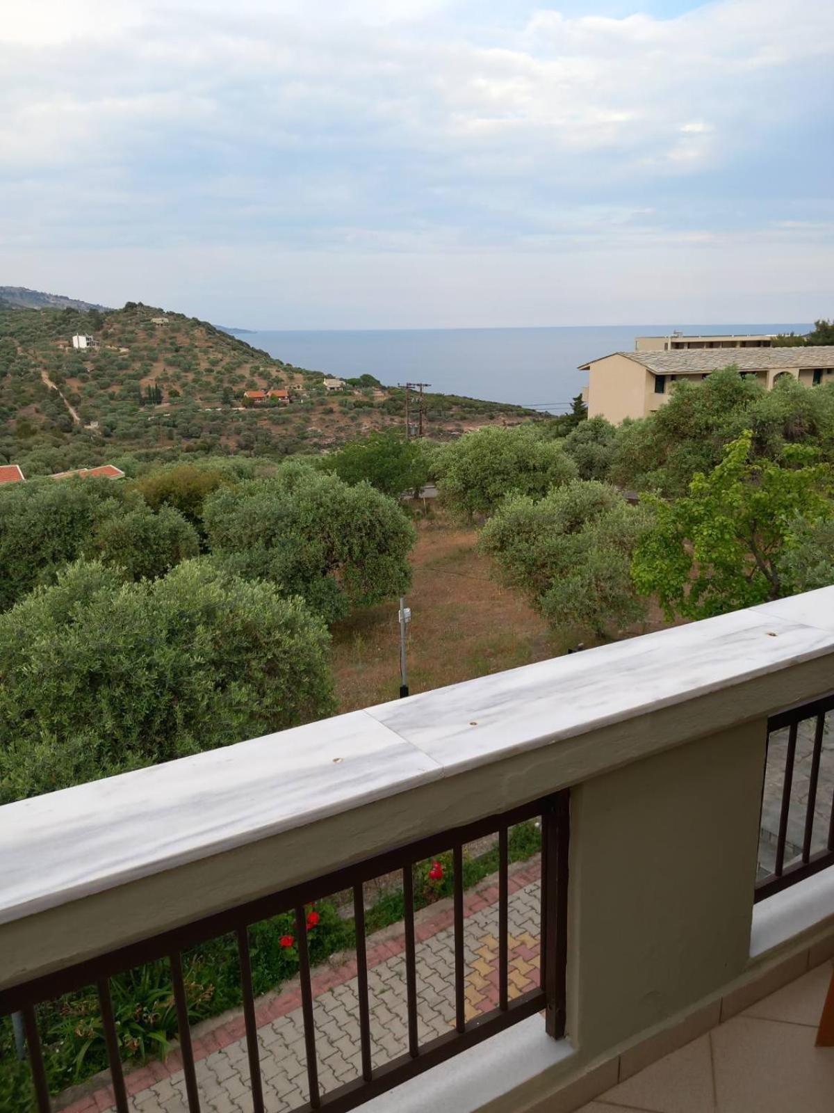 Giola Aparments And Studios 2 Astris Bagian luar foto